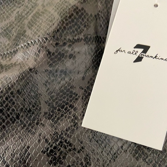7 FOR ALL MANKIND Faux Leather Snakeskin Print Leggings In Black/ Gray - Picture 3 of 9